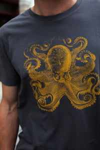 tshirt krake octopus zoology marine biology 1800s woodcarving screen-print siebdruck handdruck